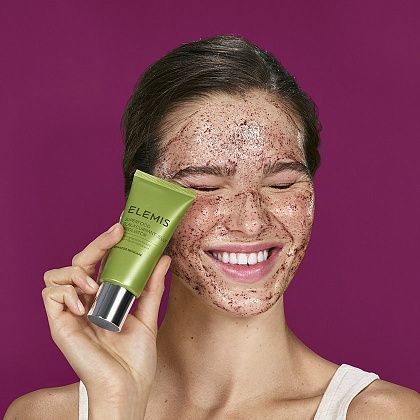 ELEMIS Superfood Blackcurrant Jelly Exfoliator